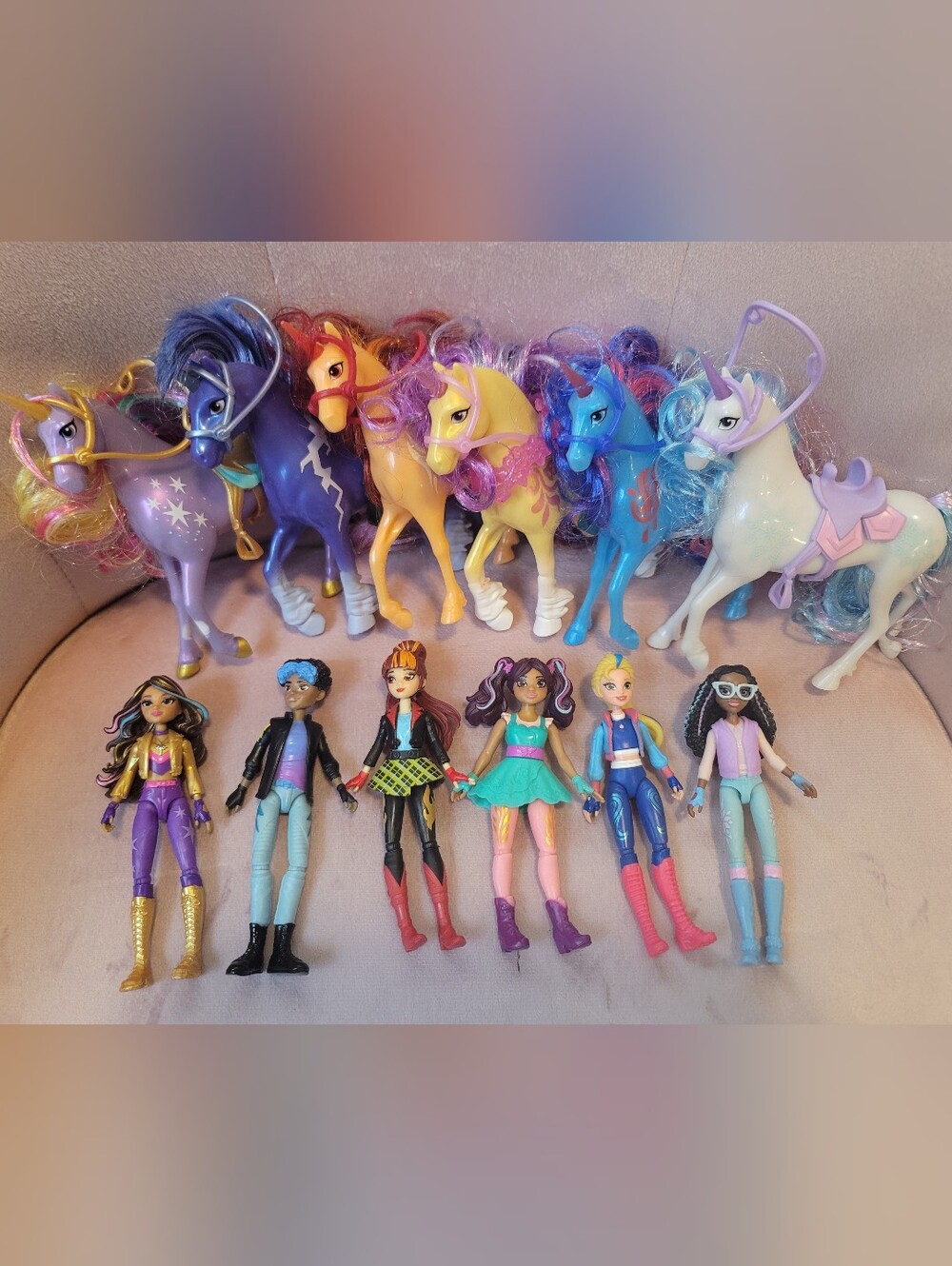 Unicorn Academy Dolls Lot